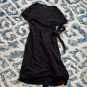 Black Gap maternity wrap dress Small